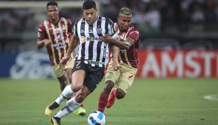 Hulk critica reação da torcida do Galo