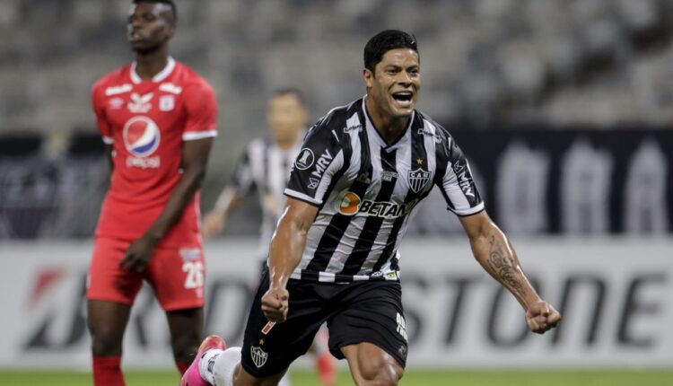 Hulk fica aliviado com vitória