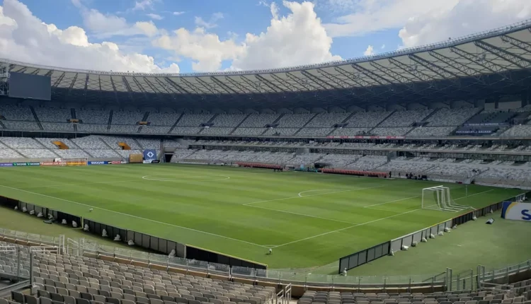 Torcedores do Galo sofrem com baixa temperatura