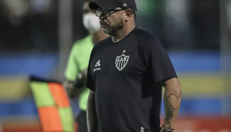 Turco Mohamed pode deixar o Galo