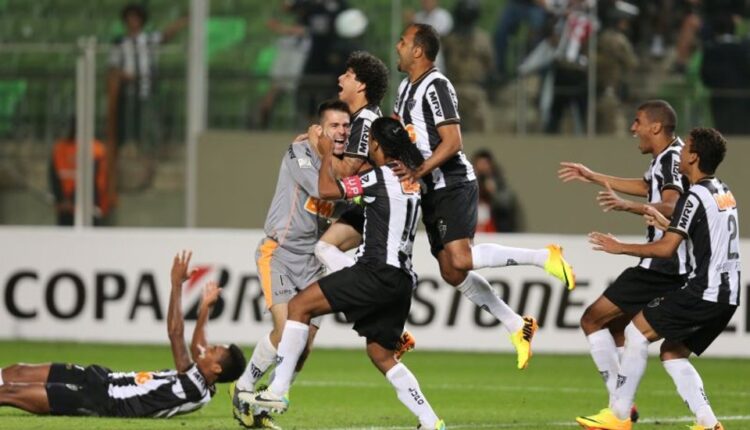 Atlético-Mineiro-Marcos-Rocha-Palmeiras