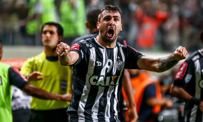 Atlético-Mineiro-Galo-Lucas-Pratto