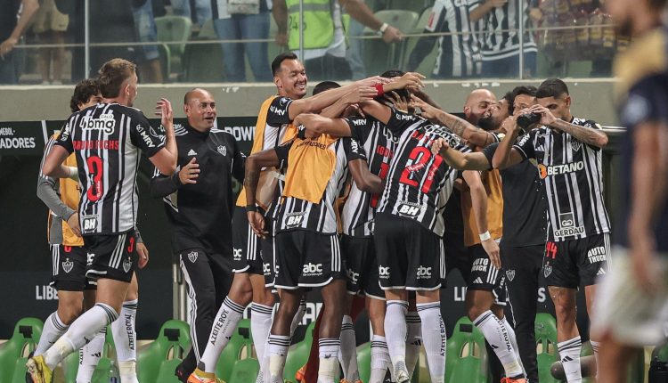 Atlético-Mineiro-Galo-André-Cury