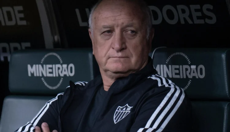 Felipão tem começo oscilante com as vestes do Galo, mas fecha o mês de agosto com aproveitamento fora do normal. Veja os números