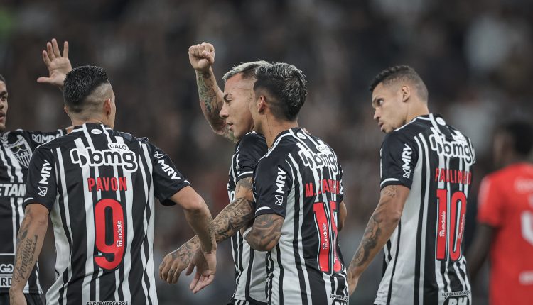 Após temporada abaixo da média e números preocupantes, jogador é ameçado e pode estar de malas prontas para deixar o Galo muito em breve