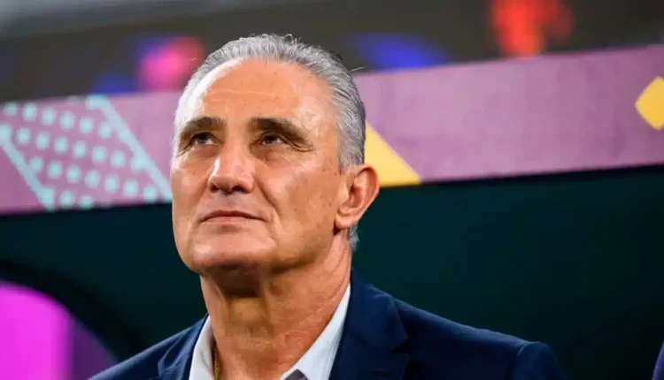 Após ficar livre no mercado por ter se demitido da Seleção Brasileira, técnico Tite está próximo de ser anunciado por novo clube