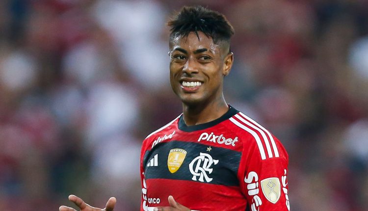 Com contrato se encerrando junto ao Flamengo, Bruno Henrique desperta interesse do Atlético-MG, seu clube do coração