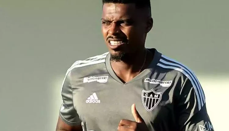 Peça fundamental na equipe de Felipão, zagueiro Jemerson pega a todos de surpresa e dá prejuízo milionário. Atlético-MG não se posicionou sobre o ocorrido