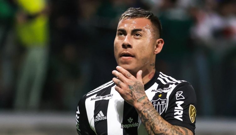 Perdendo espaço gradativamente no Atlético-MG, Eduardo vargas é cobiçado por gigante clube paulista e pode estar de malas prontas para 2024