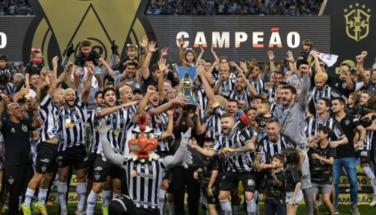 Diretor de futebol do Atlético-MG afirma que o clube não faz parte dos três maiores clubes do Brasil. O Galo aparece abaixo do esperado no ranking