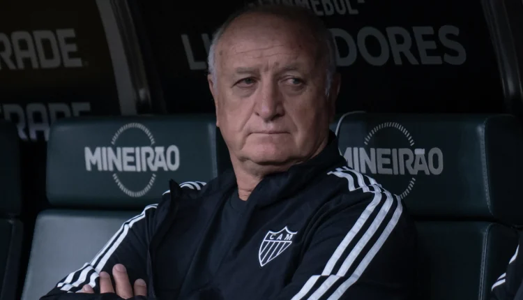 Oscilando no Campeonato Brasileiro, diretoria do Atlético-MG já tem dois nomes de peso para substituir o técnico Felipão na temporada 2024