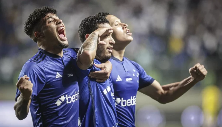 Após emplacar duas vitórias seguidas, Cruzeiro tem chances remotas de ser rebaixado. Confira todas as probabildiades da Raposa na temporada