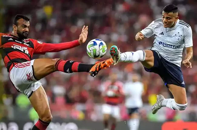 Com um ponto a mais que o primeiro colocado da zona de rebaixamento, Cruzeiro anuncia reforço de última hora para encarar o Flamengo