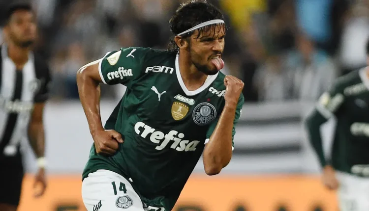 Com conversas avançadas com o Atlético Mineiro. Gustavo Scarpa deve ganhar salário comparado ao que Hulk fatura vestindo a camisa do Galo. Veja: