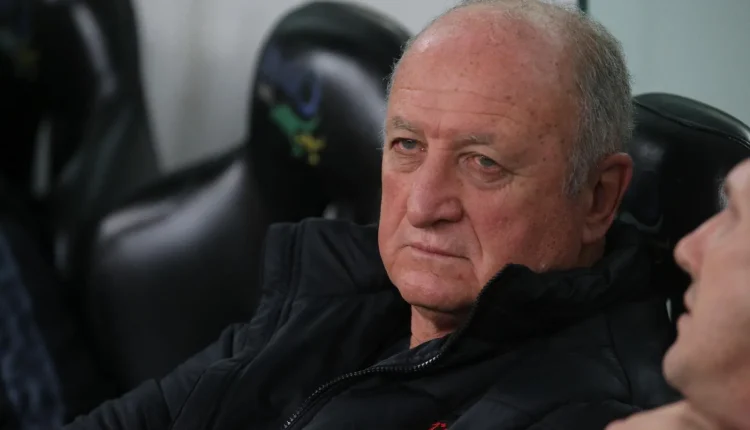 Pensando na recuperação do Atlético-MG nos últimos jogos do ano, diretoria do Galo anuncia novo treinador para 2024. Confira as façanhas do reforço alvinegro