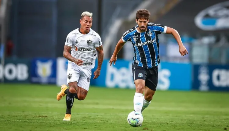 Atlético-MG e Grêmio se enfrentam em jogo válido pela 35ª rodada do Brasileirão. Times apresentam números surpreendentes. Confira: