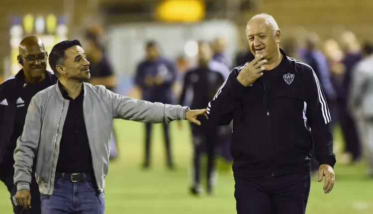 Com a possível saída de Rodrigo Caetano para o Corinthians, Felipão tem sua permanência debatida nas últimas semanas. Treinador foi bancado por dirigente