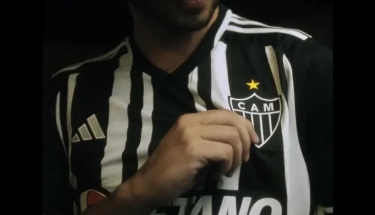 Após passagem pelo Atlético Mineiro, jogador pega a todos de surpresa e decide assinar com time que irá disputar a segunda divisão. Confira