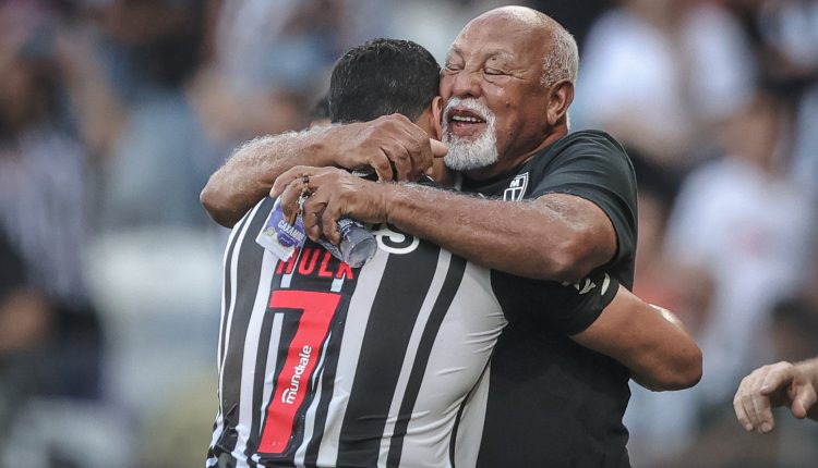 Após viver mais da metade de sua vida vestindo a camisa do Galo, ídolo do Atlético-MG é chamado para estrear em nova função. Confira