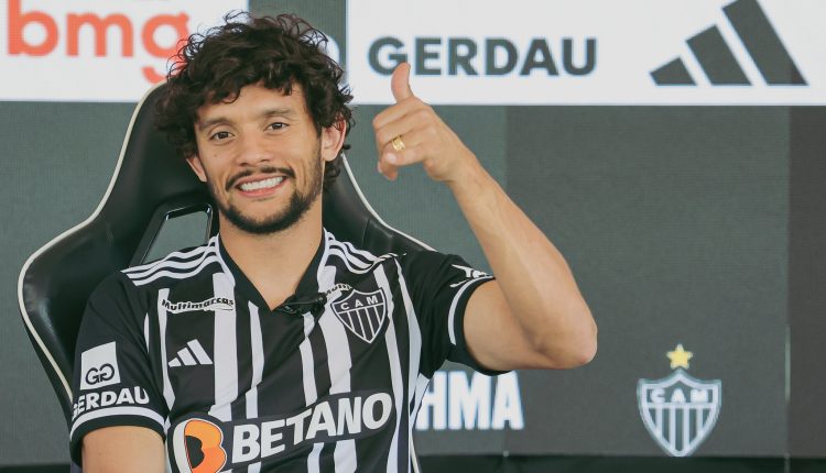 Após ser anunciado como reforço do Atlético Mineiro para a temporada, Gustavo Scarpa potagoniza momento surpreendente na Arena MRV