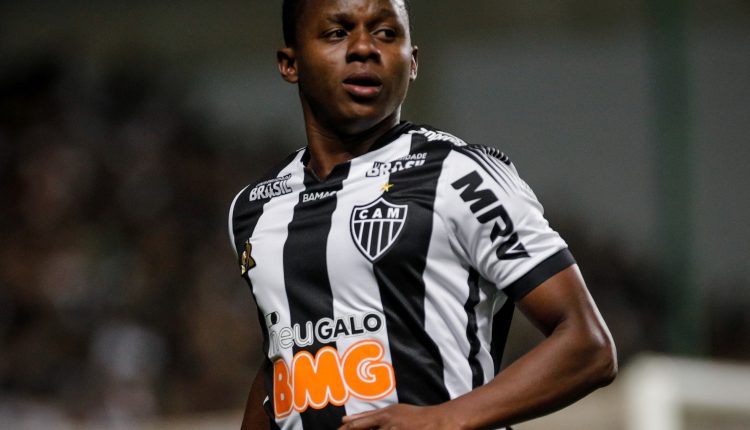 Após contar com passagem marcante no Atlético Mineiro. Juan Cazares pega a todos de surpresa e decide jogar a Série B. Confira seu novo clube