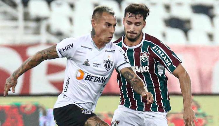 Atlético-MG rescinde contrato com atacante de surpresa e jogador viaja para assinar com novo clube visando a disputa do Campeonato Carioca